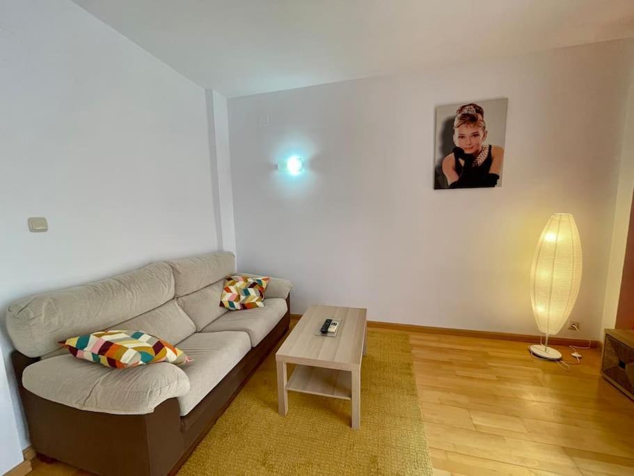 Acogedor Apartamento En ซาราโกซา ภายนอก รูปภาพ