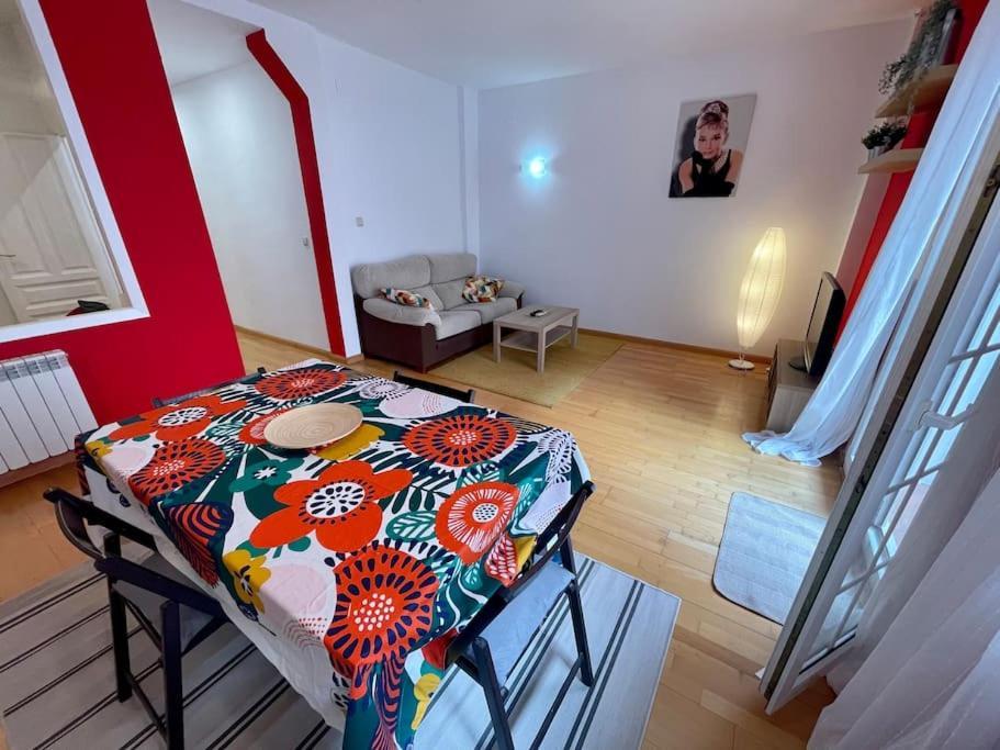 Acogedor Apartamento En ซาราโกซา ภายนอก รูปภาพ