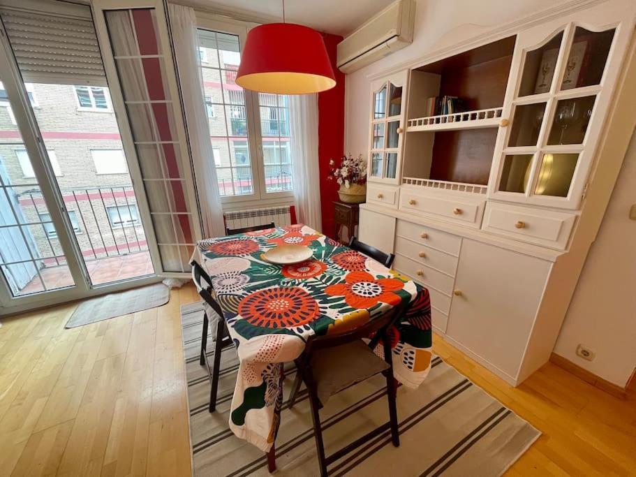 Acogedor Apartamento En ซาราโกซา ภายนอก รูปภาพ