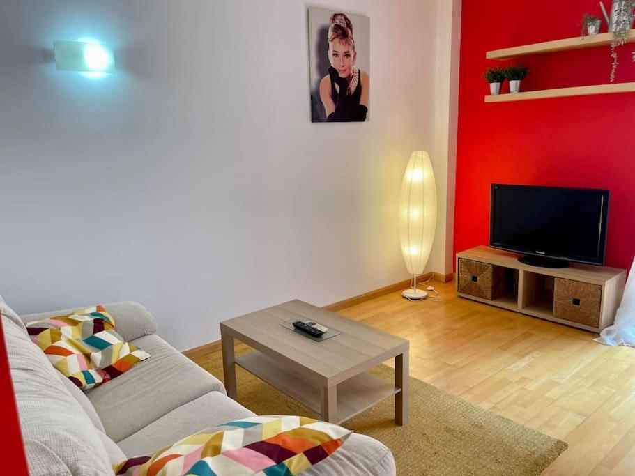 Acogedor Apartamento En ซาราโกซา ภายนอก รูปภาพ