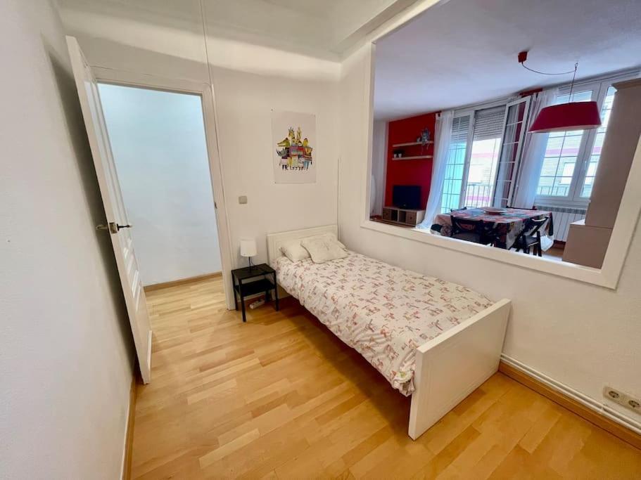 Acogedor Apartamento En ซาราโกซา ภายนอก รูปภาพ